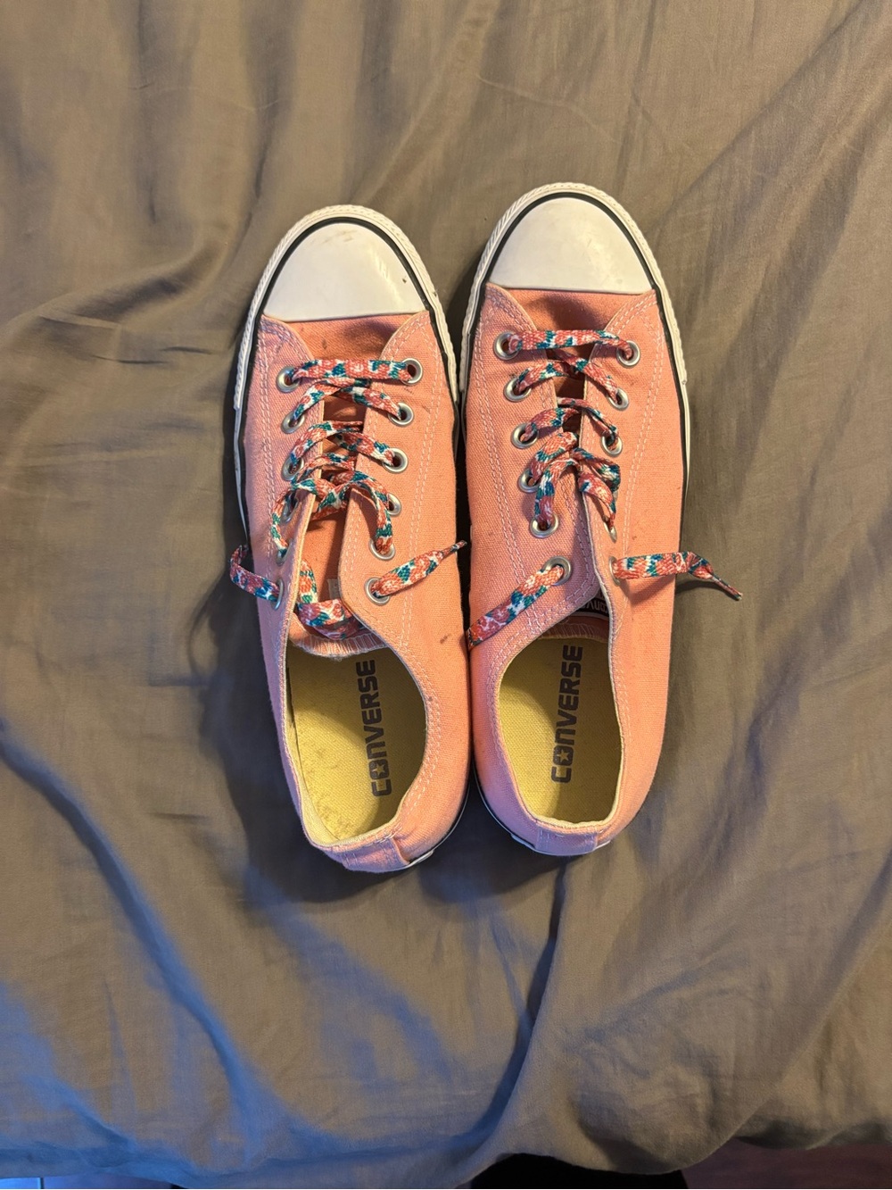 Pink converse